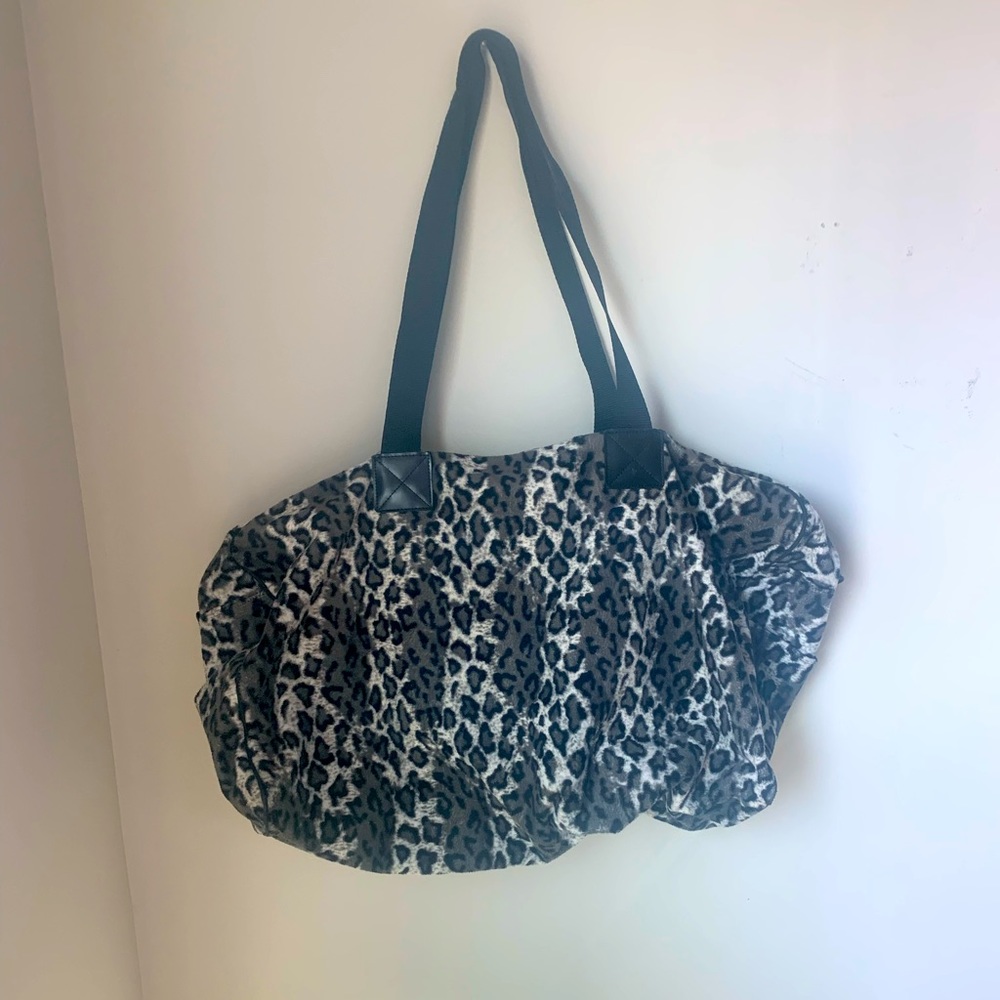 Bebe Black and White leopard Print Bag